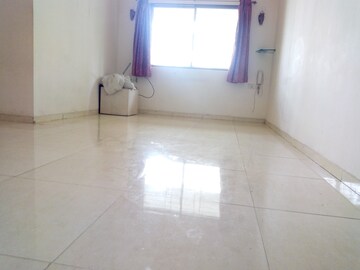 Room in 2 BHK Apartment at Sun Empire, Sinhagad – for Sale