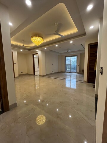 4 BHK Builder Floor For Rent in Saket