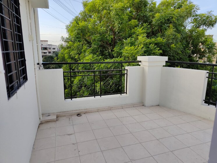 Balcony, swami-narayana-society 2 Bedroom 952 Sq.Ft. Apartment In Sinhagad Road Pune 9191850