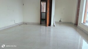 Room in 2 BHK Builder Floor at Unitech South City II, Sector 50 – for Rent