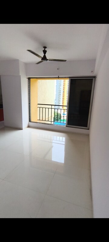 Room in 2 BHK Apartment at Shree Sankalp, Ghodbunder Road – for Rent