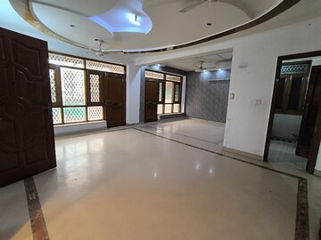 3 BHK Builder Floor For Rent in Green Fields Colony