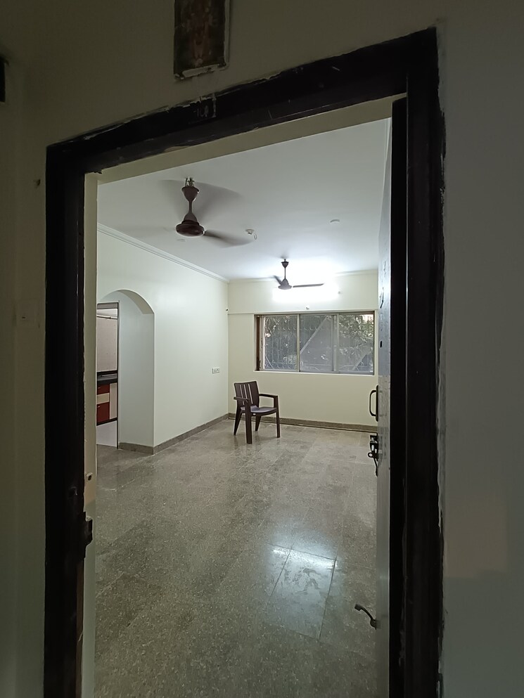 Room, charkop-silver-presidency 1 Bedroom 450 Sq.Ft. Apartment In Kandivali West Mumbai 9191900