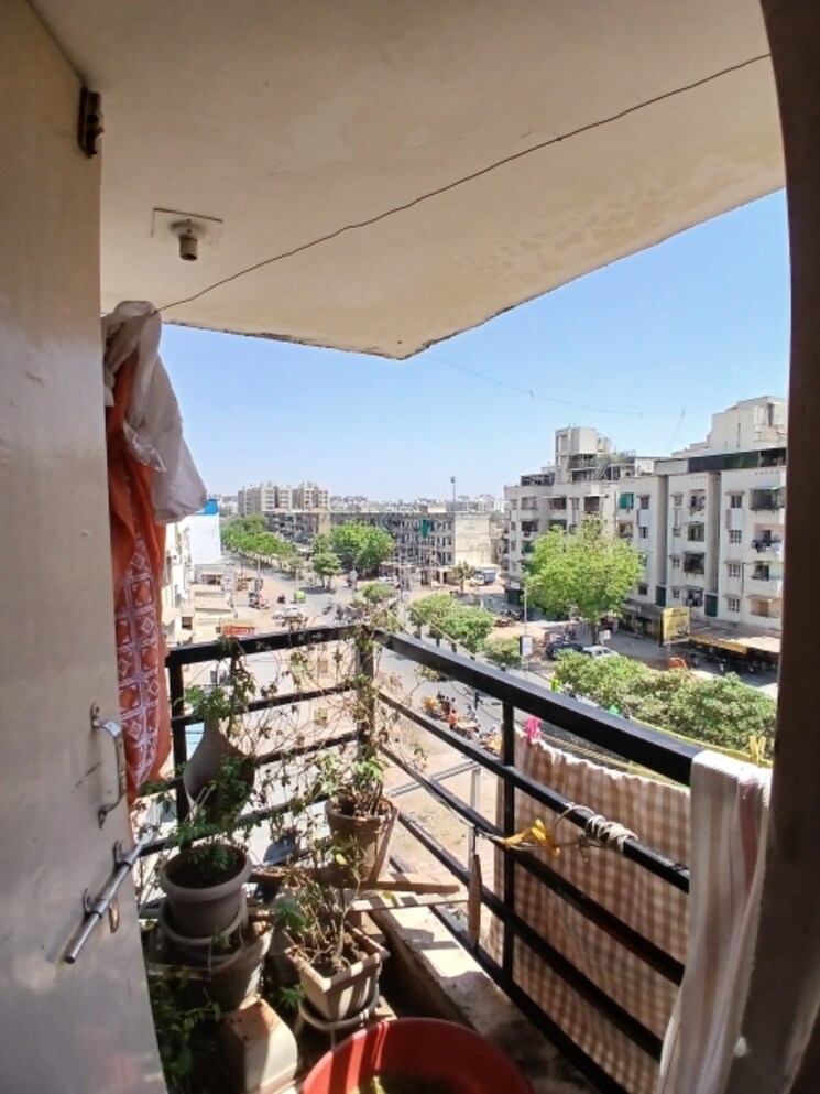 Balcony, chandkheda 2 Bedroom 1089 Sq.Ft. Apartment In Chandkheda Ahmedabad 9191959