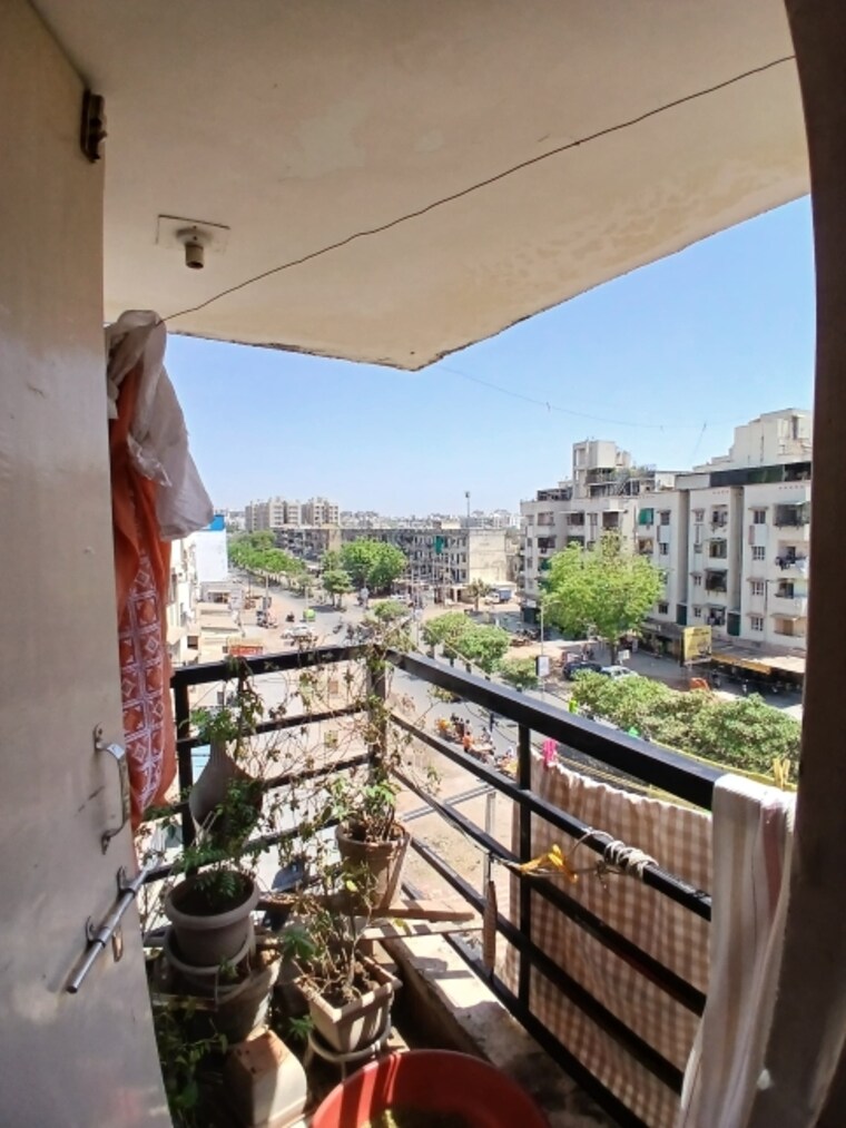 Balcony, chandkheda 2 Bedroom 1089 Sq.Ft. Apartment In Chandkheda Ahmedabad 9191959