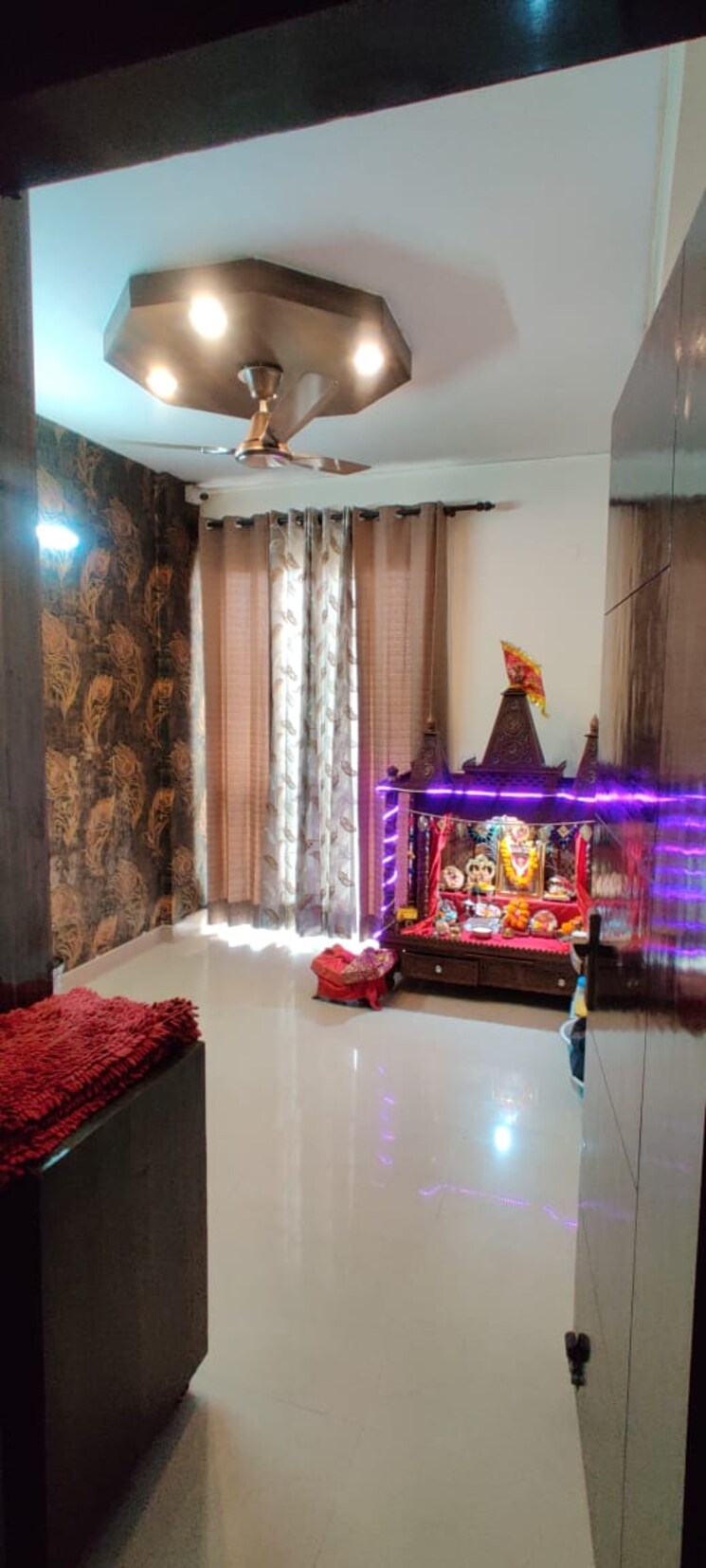 Living Room, bptp-park-serene 4 Bedroom 2450 Sq.Ft. Apartment In Sector 37d Gurgaon 9191947