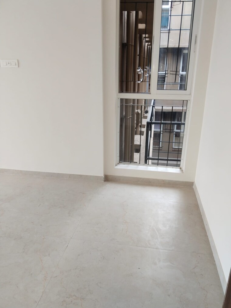 Room, dosti-oro-67 2 Bedroom 605 Sq.Ft. Apartment In Kandivali West Mumbai 9191960