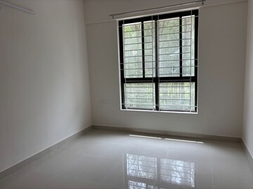 Room in 2 BHK Apartment at Sipani Veiveza, Electronic City Phase I – for Rent