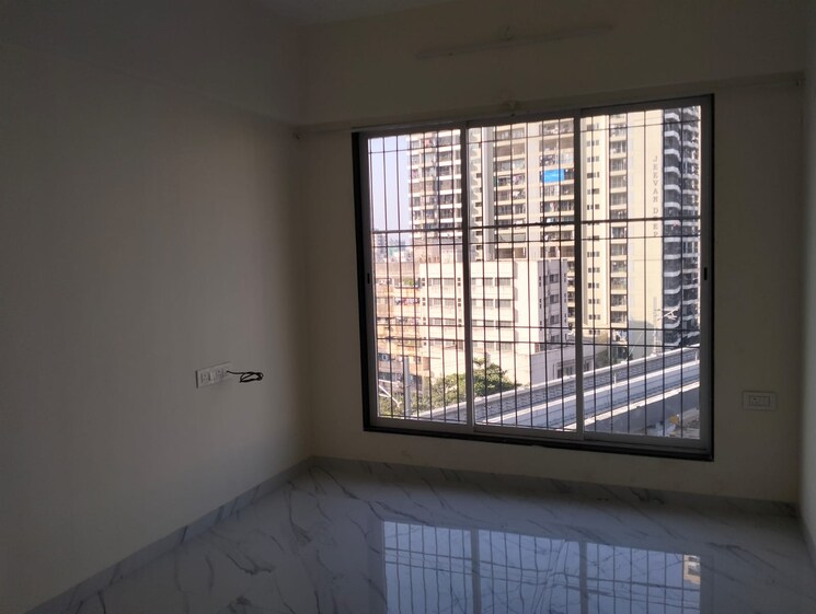 Room, dosti-oro-67 2 Bedroom 652 Sq.Ft. Apartment In Kandivali West Mumbai 9191970