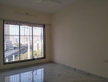 2 BHK Apartment For Sale in Dosti Oro 67, Kandivali West
