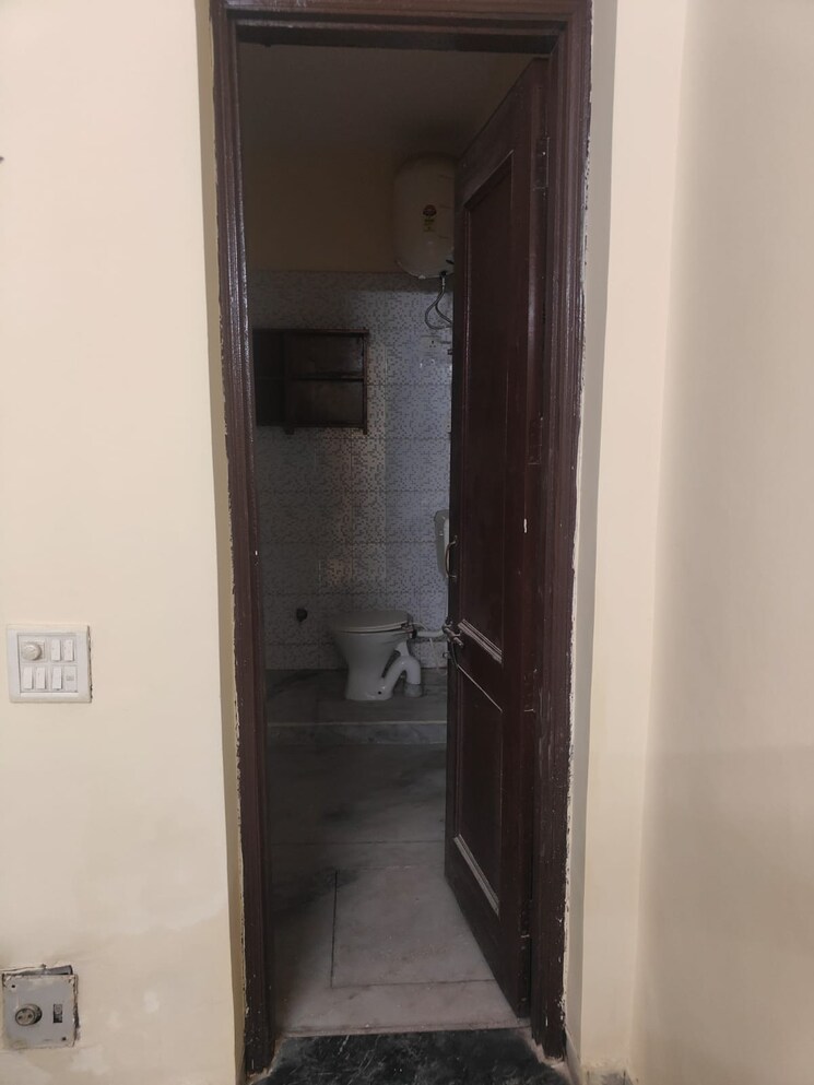 undefined, rwa-apartments-sector-50 3 Bedroom 1800 Sq.Ft. Builder Floor In Sector 50 Noida 9191989