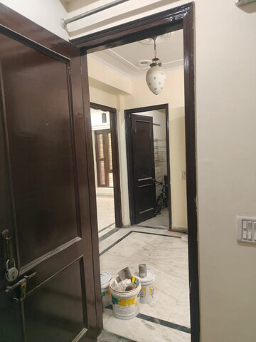 Building Lobby in 2 BHK Builder Floor at Westway Central 50, Sector 50 – for Rent
