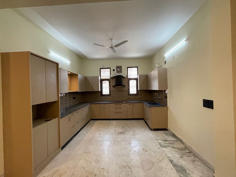Room, gardenia-glory 2.5 Bedroom 1800 Sq.Ft. Builder Floor In Sector 46 Noida 9192039