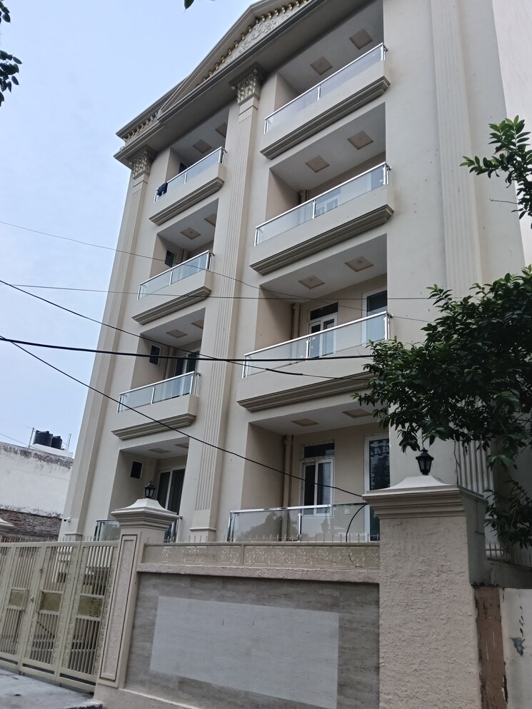 Exterior View, mahalaxmi-apartments-mahanagar 3.5 Bedroom 1800 Sq.Ft. Apartment In Mahanagar Lucknow 9192051