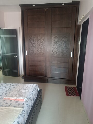 Room in 2 BHK Apartment at Garden Grove, Borivali West – for Sale