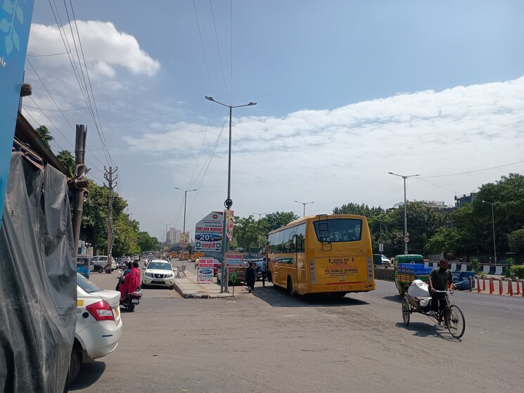  Parking, sector 1 dwarka 2 Bedroom 700 Sq.Ft. Builder Floor In Sector 1 Dwarka Delhi 9162874