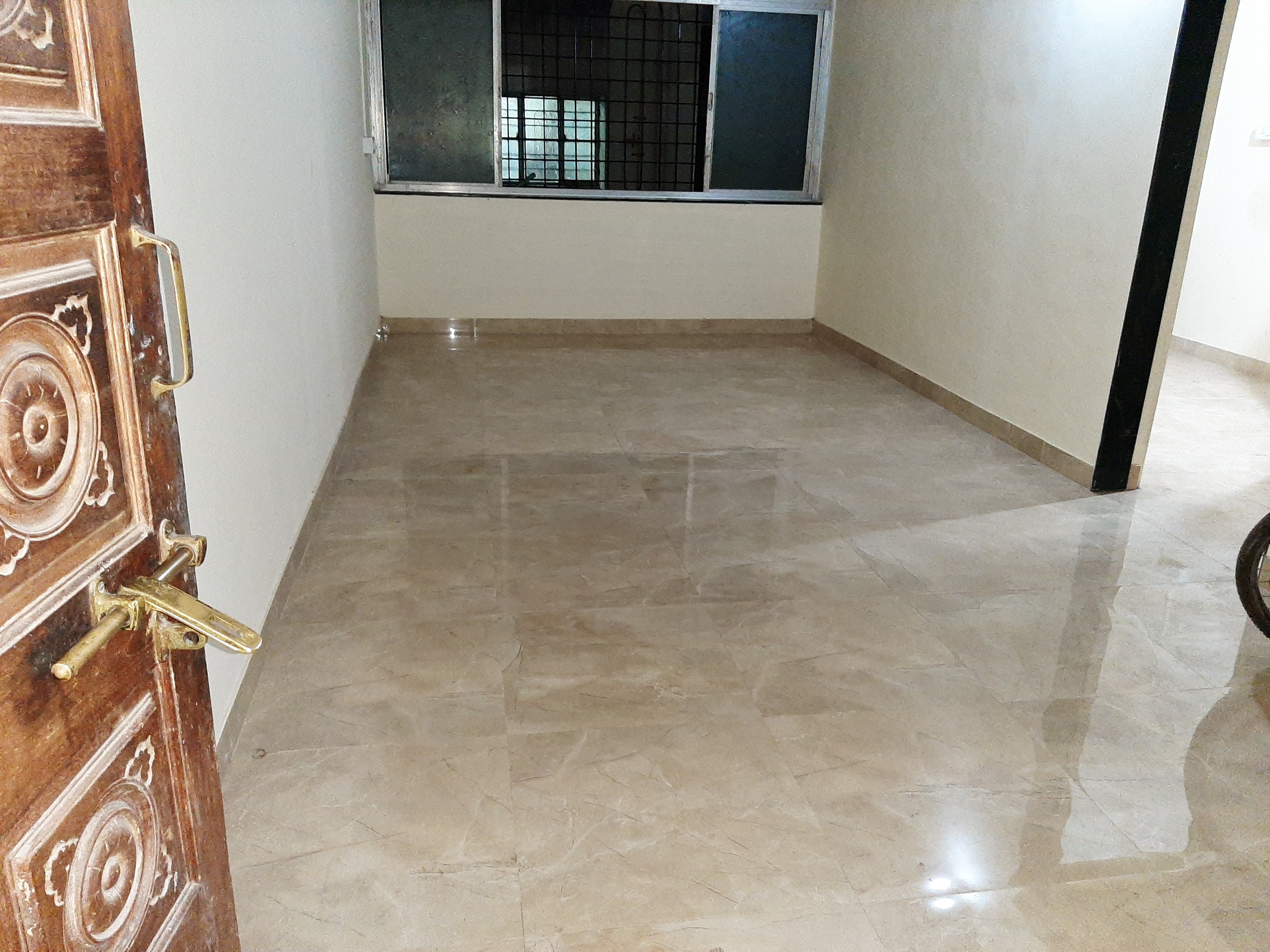 1 BHK + Servant Room Apartment For Sale in Tushar Heights