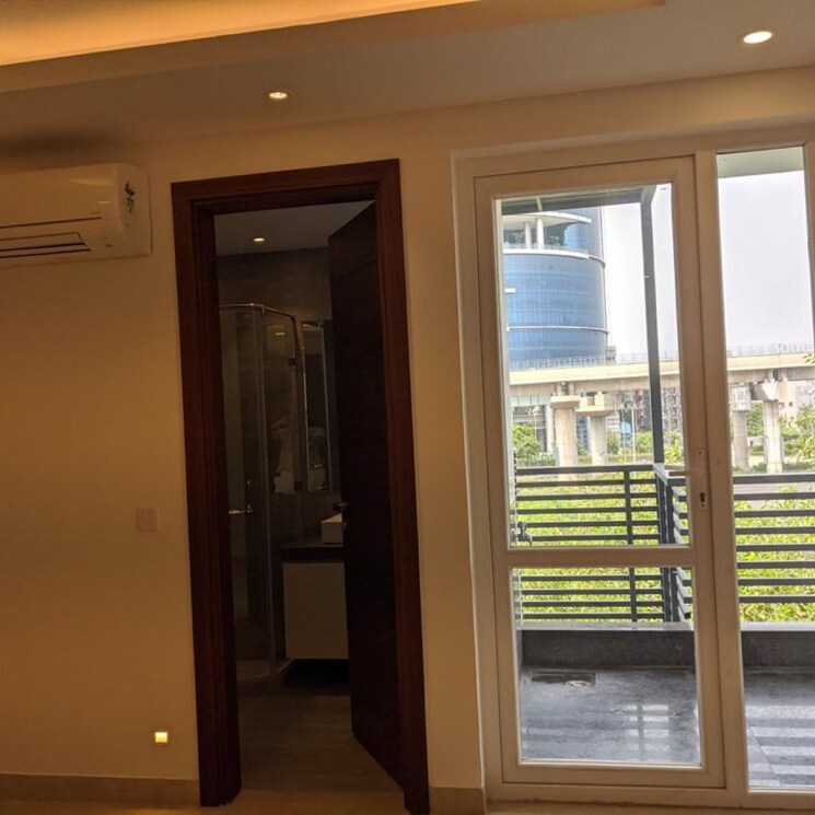 undefined, dlf phase ii 4 Bedroom 300 Sq.Yd. Builder Floor In Dlf Phase ii Gurgaon 9192072