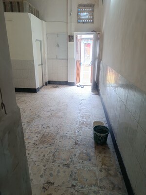 Room in 1 BHK Villa at Upasana CHS Kandivali West, Kandivali West – for Sale