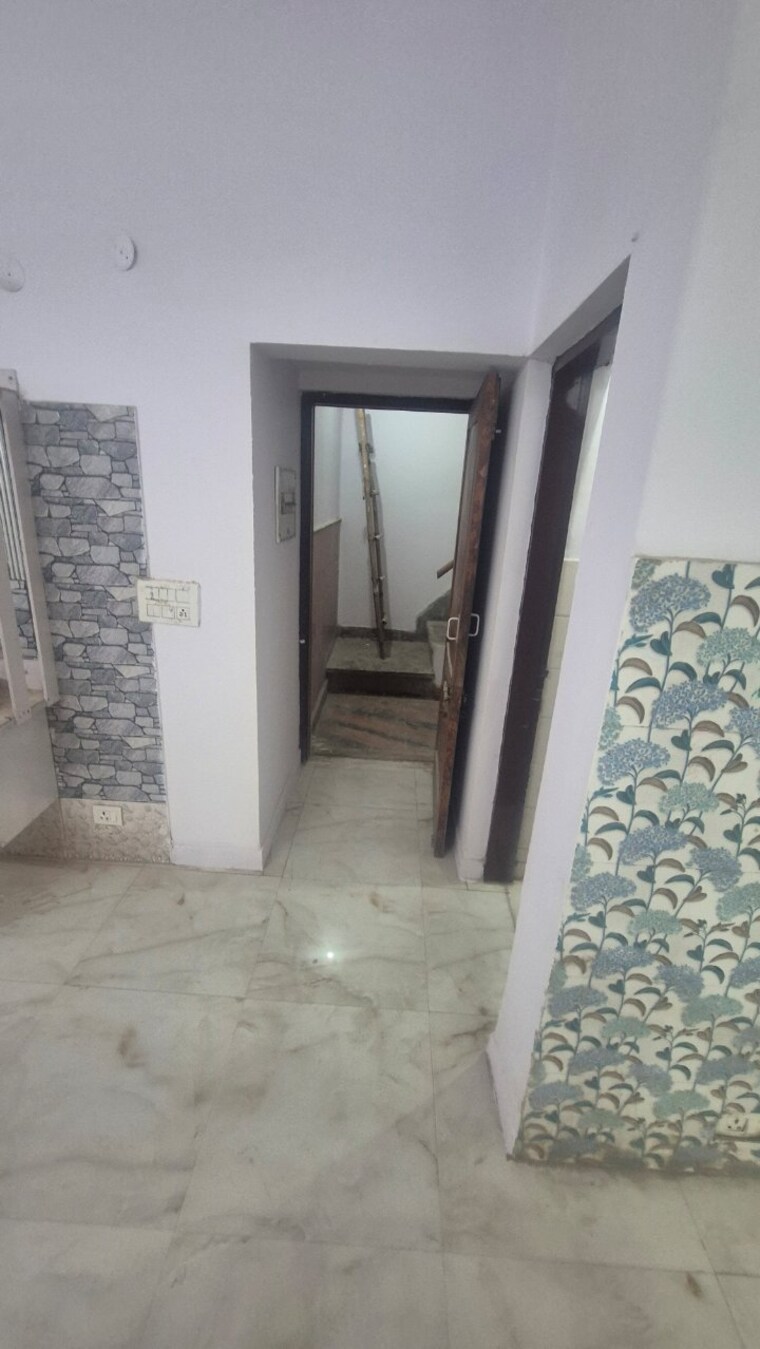 undefined, palam-vihar-residents-association 3 Bedroom 173 Sq.Yd. Independent House In Palam Vihar Gurgaon 9192059