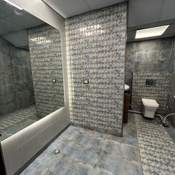 Bathroom in 2 BHK Builder Floor at Ansal Plaza Sector-23, Carterpuri Village – for Rent