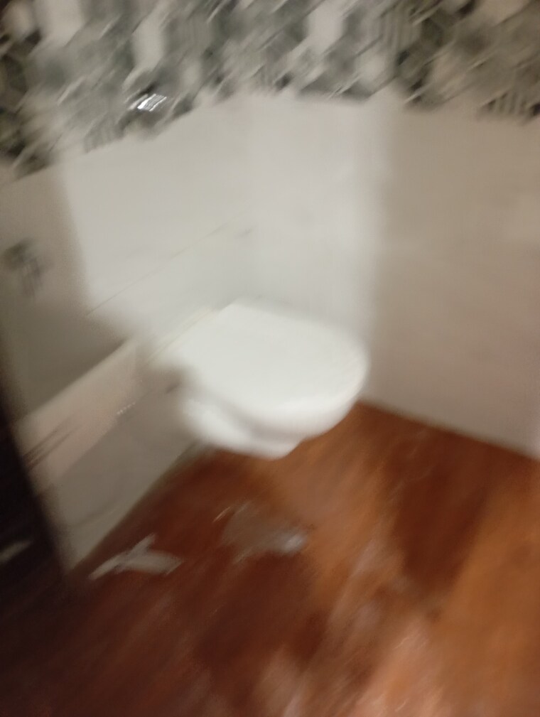 Bathroom, space-new-vrindavan 1 Bedroom 355 Sq.Ft. Apartment In Andheri East Mumbai 9192084