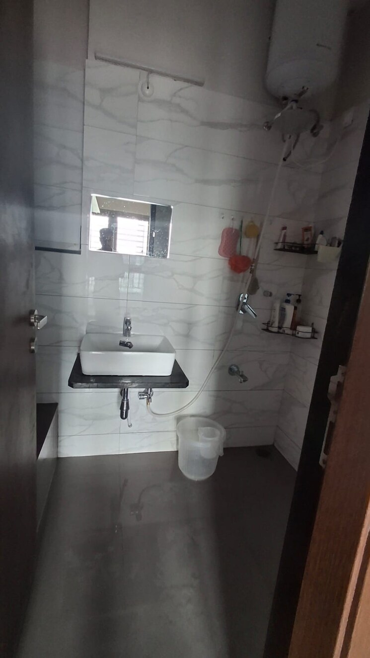 Bathroom, mittal-sun-city-ambegaon 2 Bedroom 858 Sq.Ft. Apartment In Ambegaon Budruk Pune 9192077