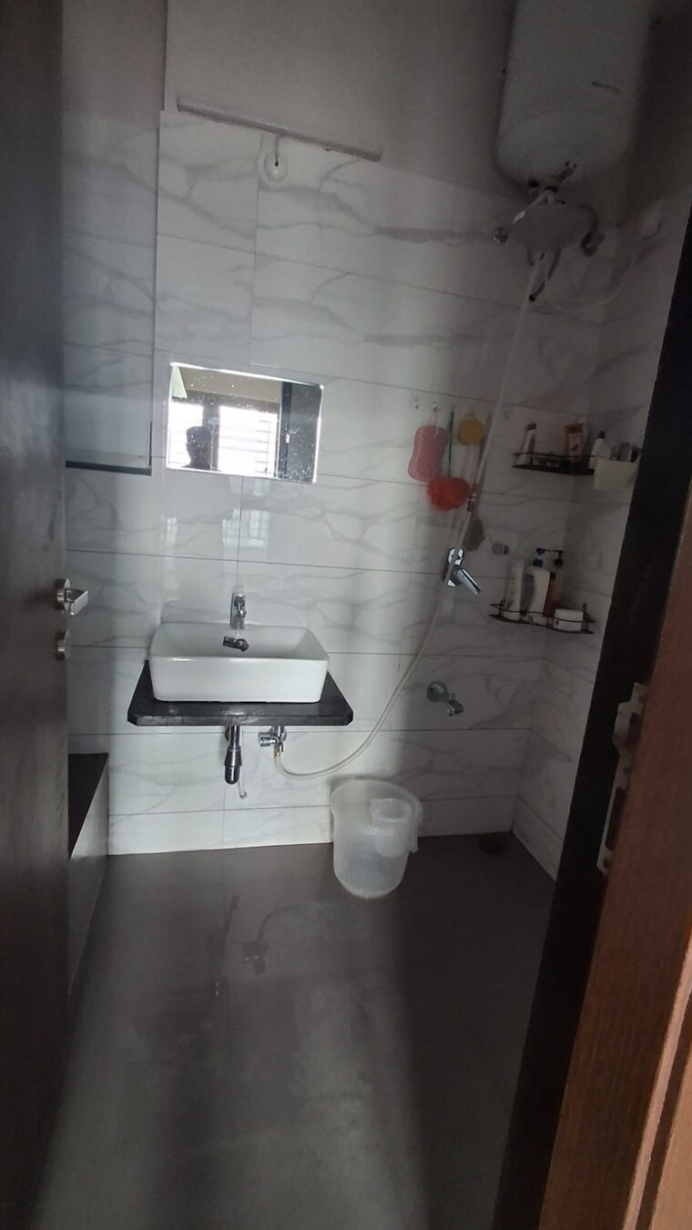 Bathroom, mittal-sun-city-ambegaon 2 Bedroom 858 Sq.Ft. Apartment In Ambegaon Budruk Pune 9192077