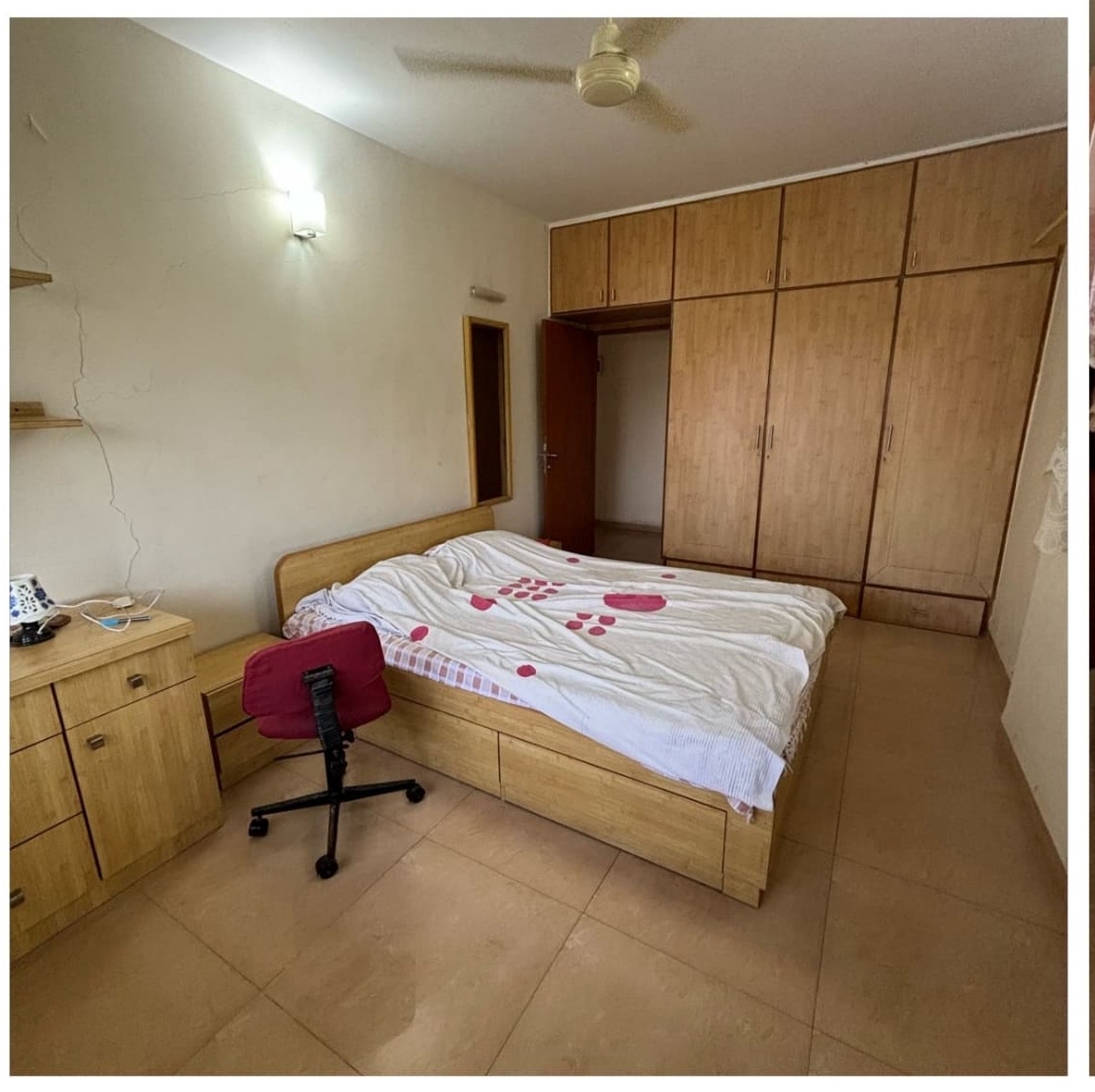 3 BHK Apartment For Sale in Gold Crown