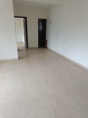 Room in 3 BHK Apartment at Hum Vishal 1, Borivali West – for Sale