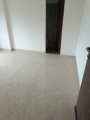 Room in 3 BHK Apartment at Hum Vishal 1, Borivali West – for Sale