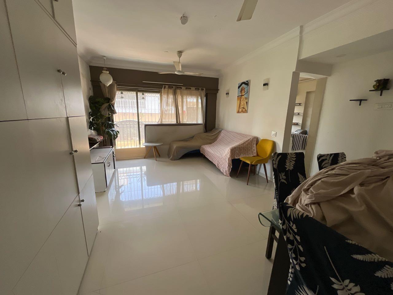 Team Area in 3 BHK Apartment at Sky Anchorage, Versova – for Rent