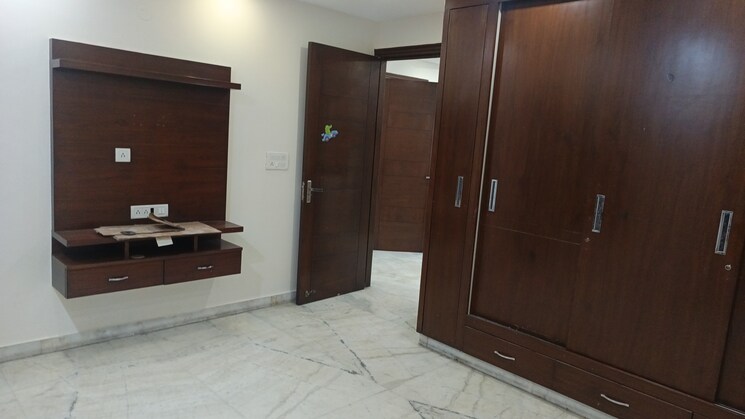 Room, patel nagar 3 Bedroom 1800 Sq.Ft. Builder Floor In Patel Nagar Delhi 9192123