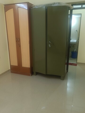 Room in 2 BHK Apartment at Arkade Vineet Apartments, Kandivali West – for Rent