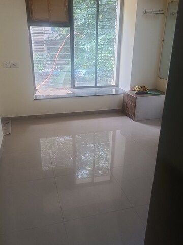Room in 2 BHK Apartment at Arkade Vineet Apartments, Kandivali West – for Rent