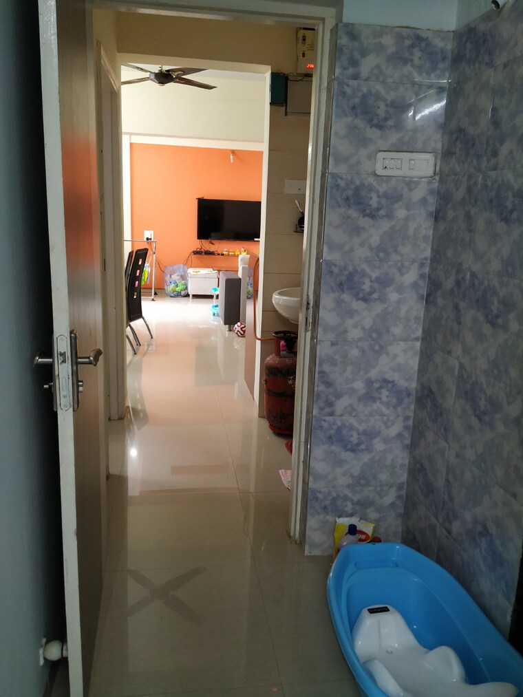 Bathroom, yash-platinum-dhayari 2 Bedroom 658 Sq.Ft. Apartment In Dhayari Pune 9192111