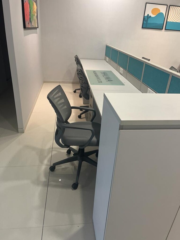 Team Area, alkapuri Commercial Office Space 1180 Sq.Ft. In Alkapuri Vadodara 9192118