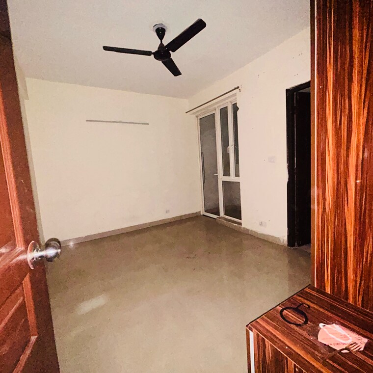 Room, logix-blossom-greens 2 Bedroom 1040 Sq.Ft. Apartment In Sector 143 Noida 9192130