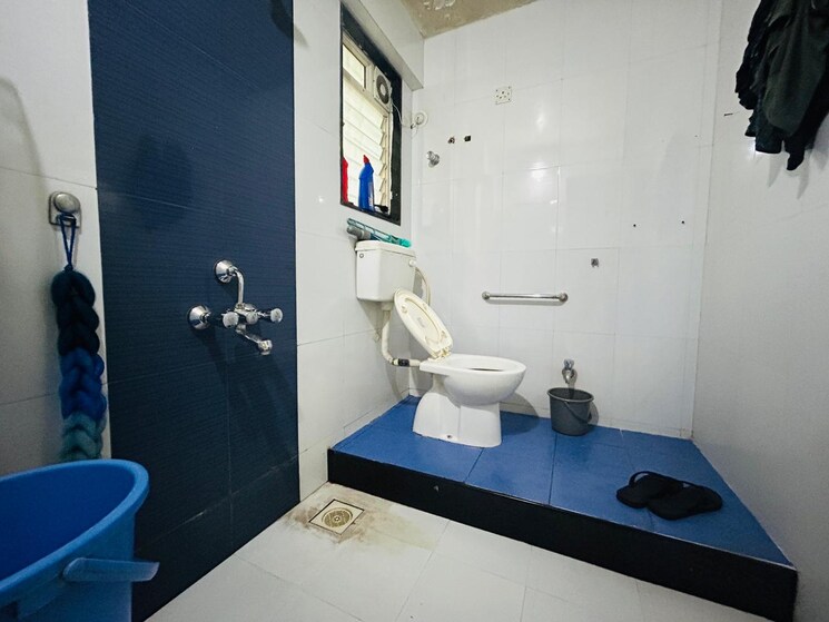 Bathroom, dharmavat-sunder-sanskruti 2 Bedroom 893 Sq.Ft. Apartment In Nanded Pune 9192132