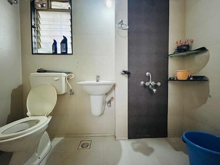 Bathroom, dharmavat-sunder-sanskruti 2 Bedroom 893 Sq.Ft. Apartment In Nanded Pune 9192132