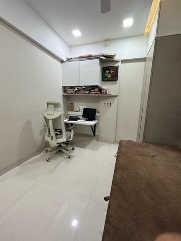 Team Area in 2 BHK Apartment at Mittal Sun Aura, Sinhagad Road – for Sale