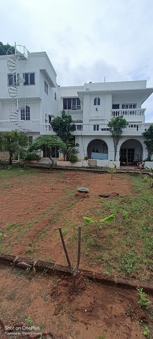 Plot Area in 6 BHK Villa at Banjara Hills – for Sale