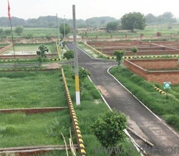  Plot – Exterior View View at Gosainganj - for Rent
