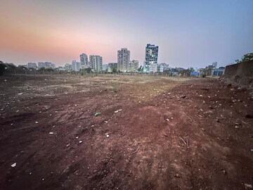 Plot Area in  Land at Titwala – for Rent