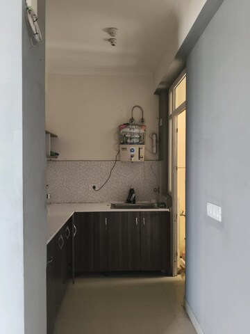 Furnished Amenities in 3 BHK Apartment at Spring Meadows, Tech Zone 4 Greater Noida – for Rent