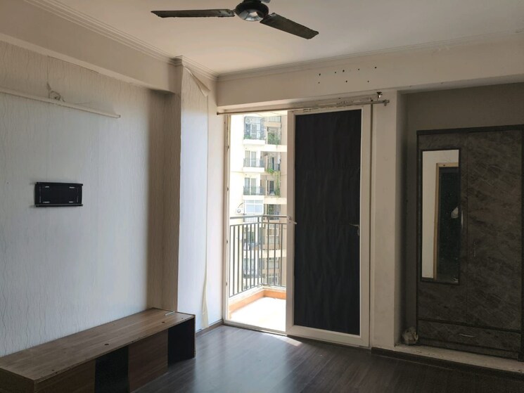 Room, spring-meadows 3 Bedroom 1520 Sq.Ft. Apartment In Tech Zone 4 Greater Noida Greater Noida 9192191