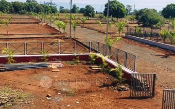 Plot For Sale in Gosainganj