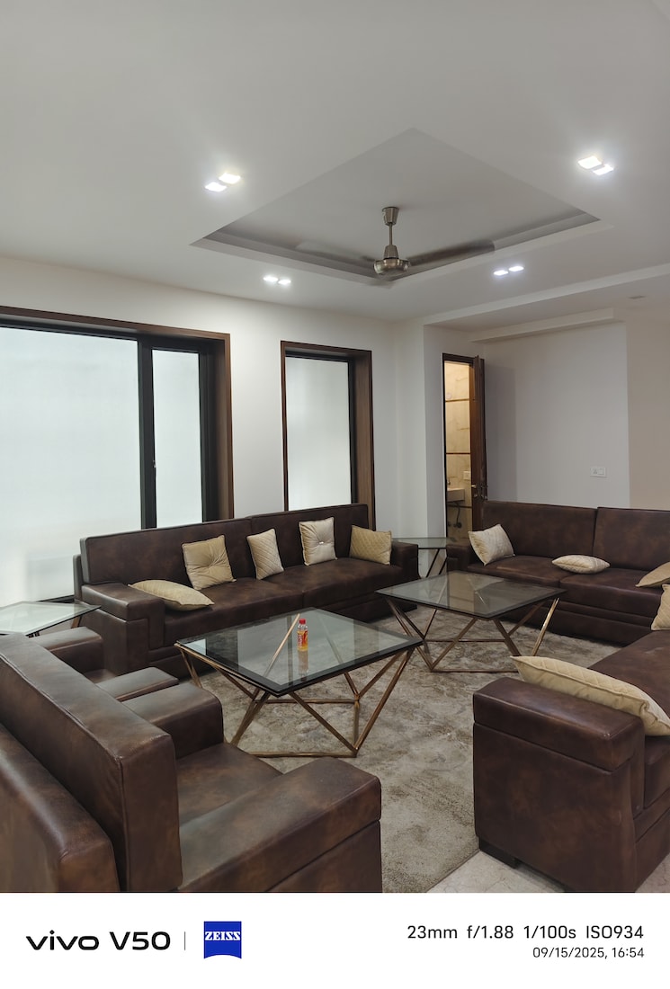 Living Room, south extension ii 4 Bedroom 525 Sq.Yd. Builder Floor In South Extension ii Delhi 9192201