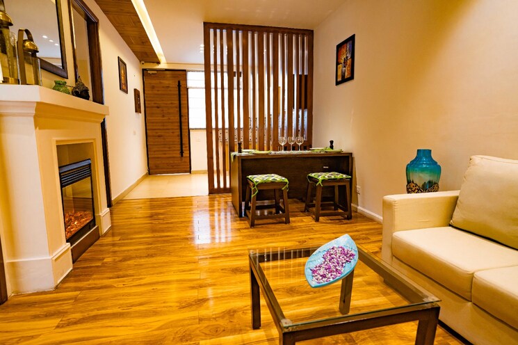 Living Room, sector 7 4 Bedroom 300 Sq.Yd. Builder Floor In Sector 7 Panchkula 9192203