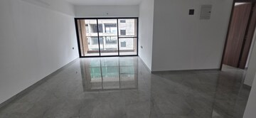 Room in 2.5 BHK Apartment at Unique Youtopia, Kharadi – for Rent